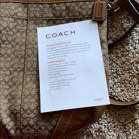 ~Coach Cross Body Bag~ - Picture 5 of 5